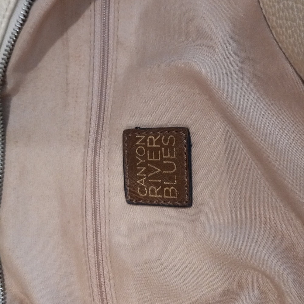 Shoulder Handbag - Picture 16 of 16